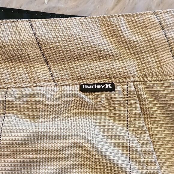Hurley mens khaki white and black plaid shorts size 36‎ - Picture 4 of 11